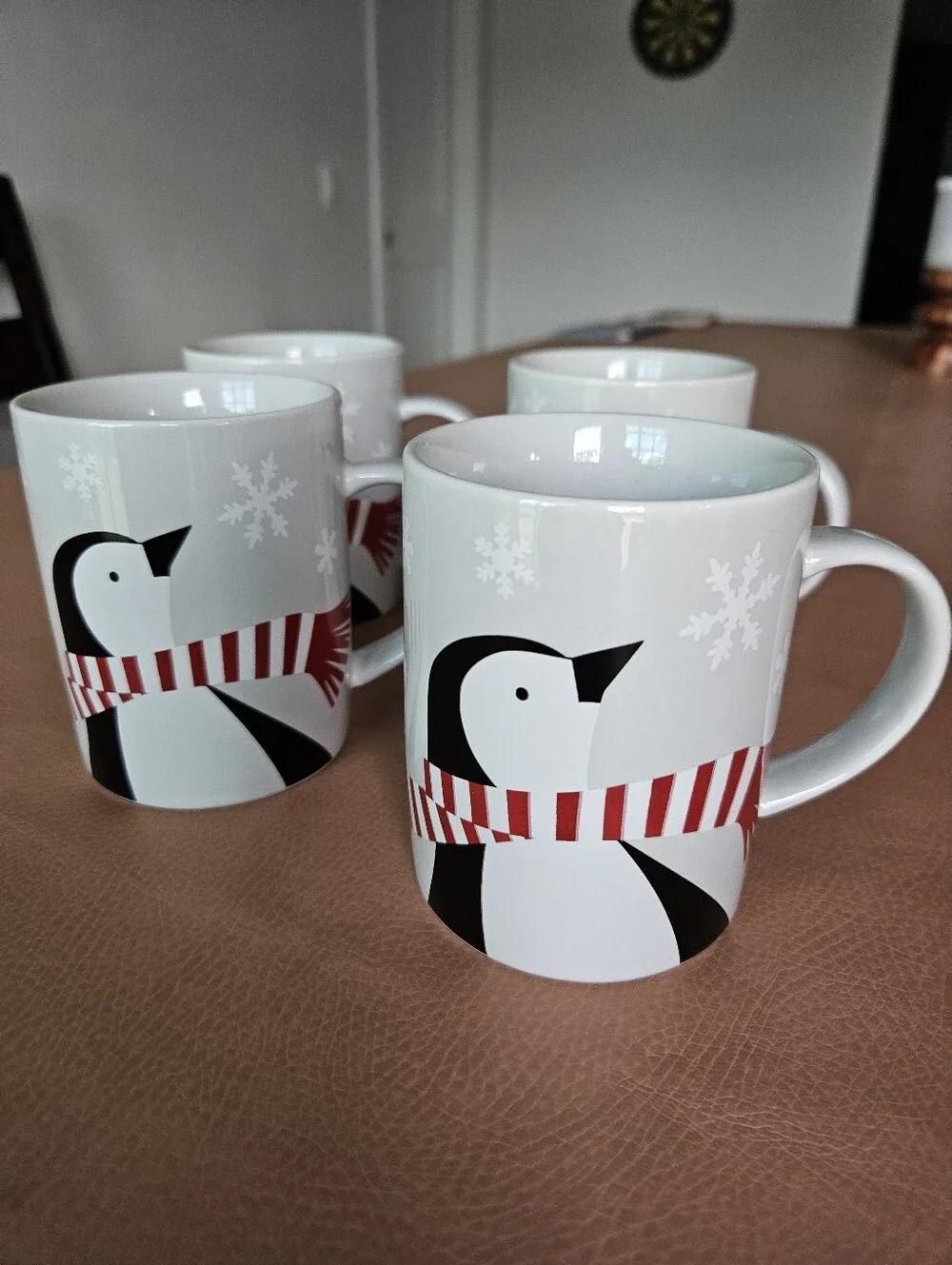 Crate&Barrel Penguin Jolly Trio 4 Mugs